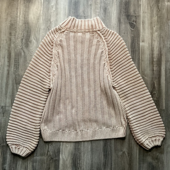 Free People Medium womens tan sweater chunky ribbed knit EUC - Picture 4 of 5